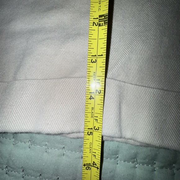 High Sierra Denim Shorts. Vintage cuffed. Size 10. GUC - Picture 9 of 11